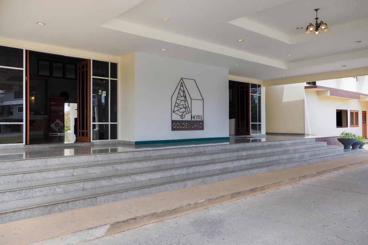 Oyo 859 Golden Land Hotel チェンライ エクステリア 写真
