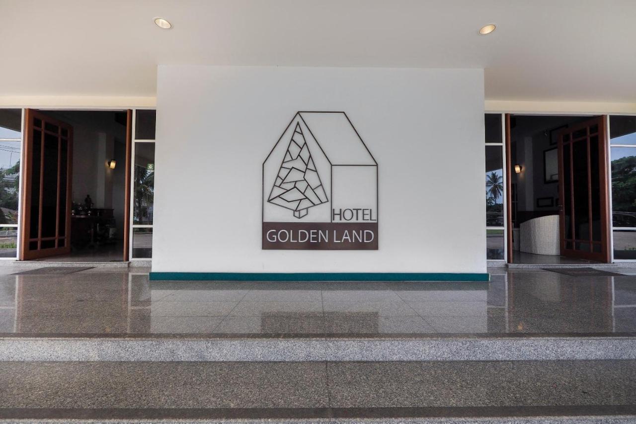 Oyo 859 Golden Land Hotel チェンライ エクステリア 写真